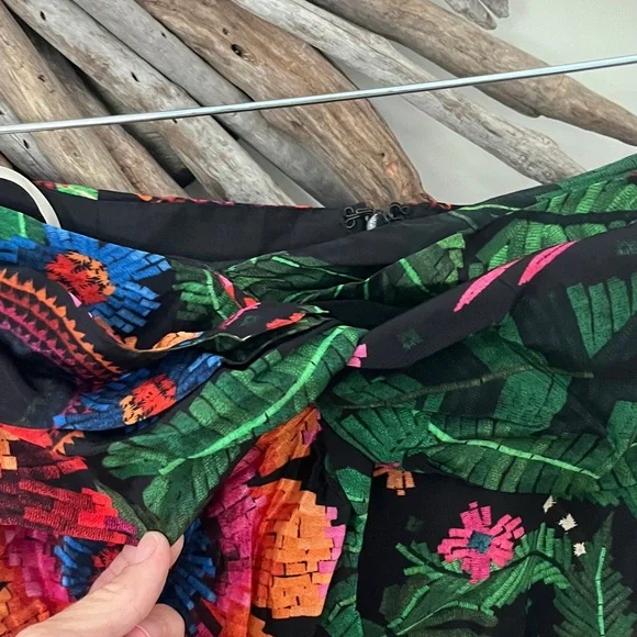 FARM Rio Colorful Floral Mini Skirt - Picture 2 of 5